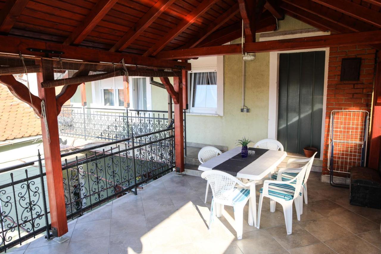 Апартаменты Apartman Kaya Джяково Экстерьер фото