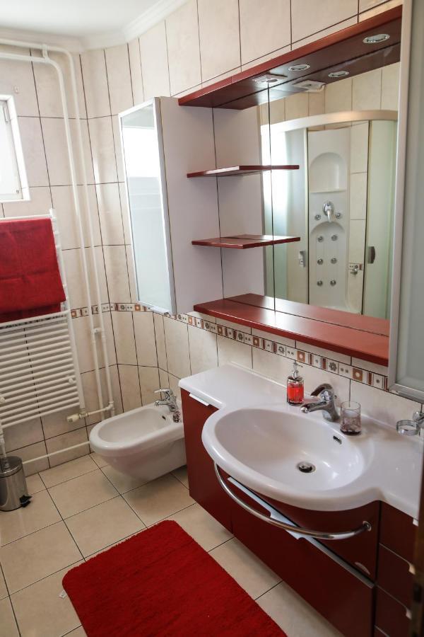 Апартаменты Apartman Kaya Джяково Экстерьер фото