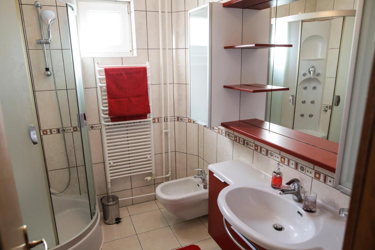 Апартаменты Apartman Kaya Джяково Экстерьер фото